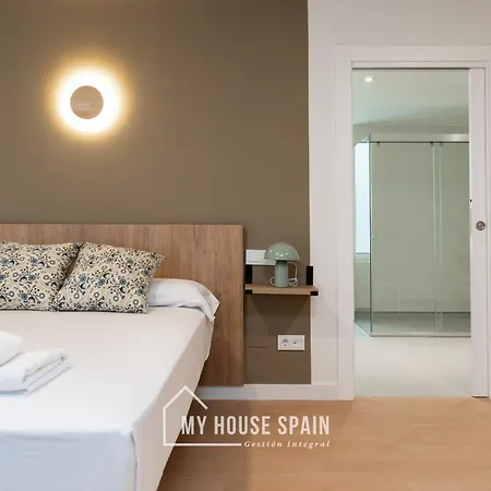 Myhousespain - Edificio Vanguardia * Χιχόν