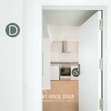 Myhousespain - Edificio Vanguardia * Χιχόν