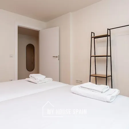Myhousespain - Edificio Vanguardia Χιχόν